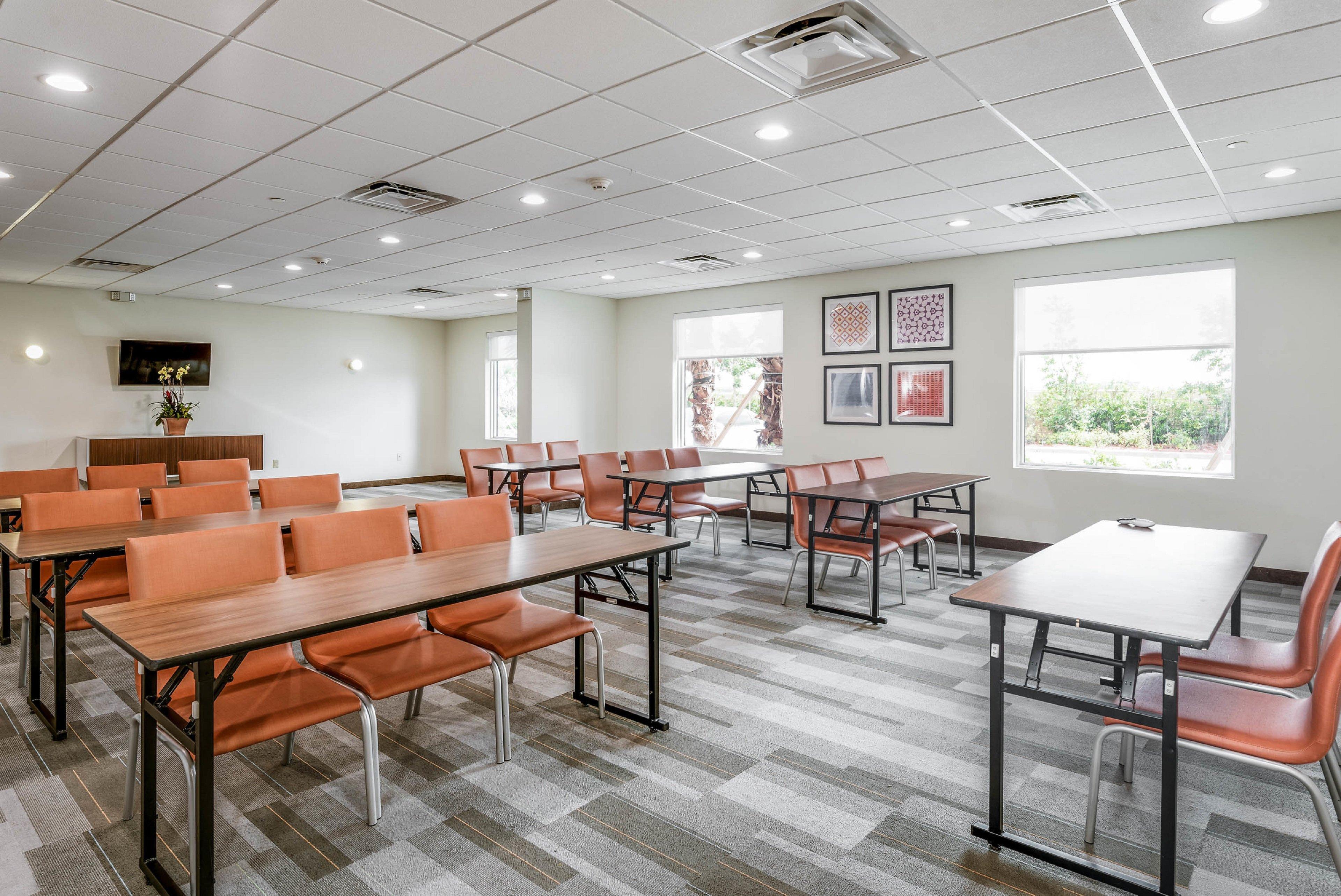 Hotel Express & Boynton West By Ihg