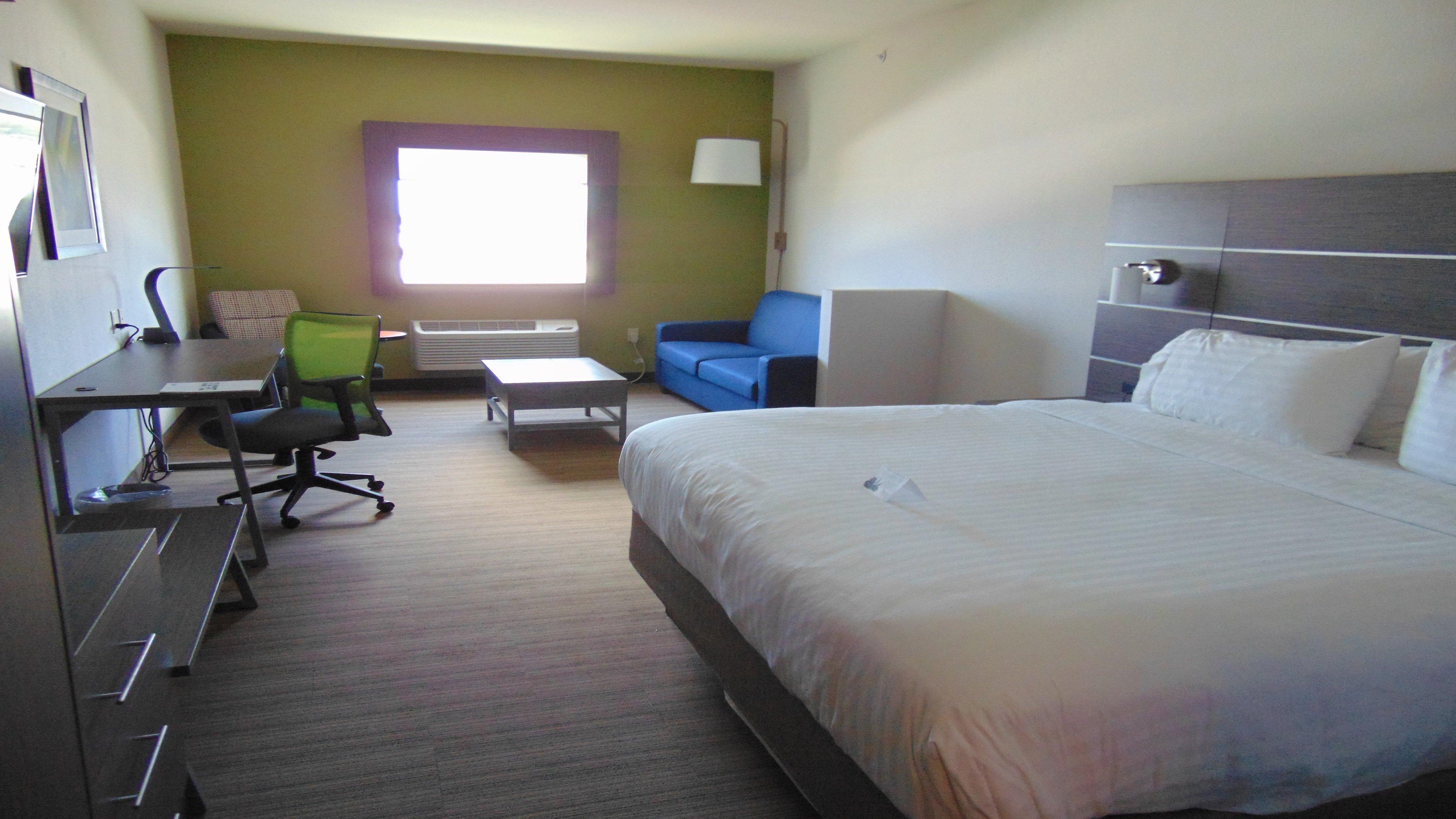 Hotel Express & Boynton West By Ihg