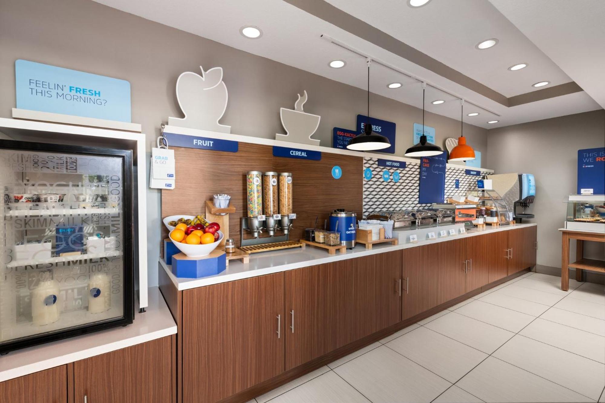 Express & Boynton West By Ihg 3*