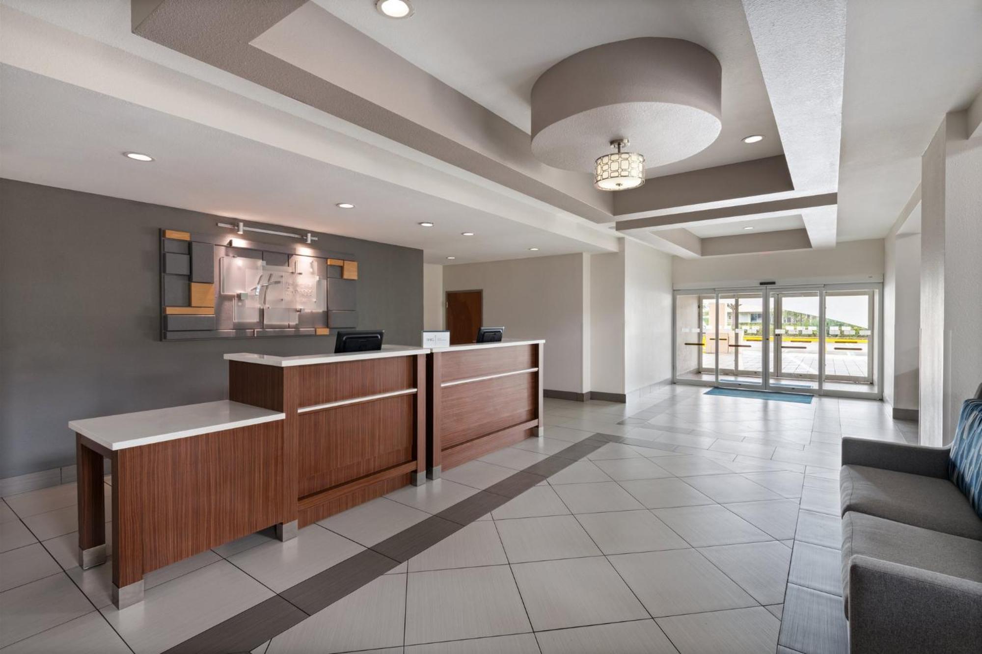 Hotel Express & Boynton West By Ihg Boynton Beach