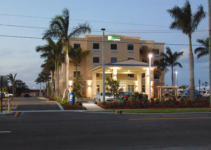 Holiday Inn Express & Suites Boynton Beach West By Ihg