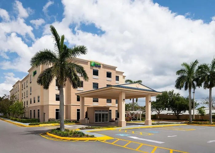 Holiday Inn Express & Suites Boynton Beach West By Ihg