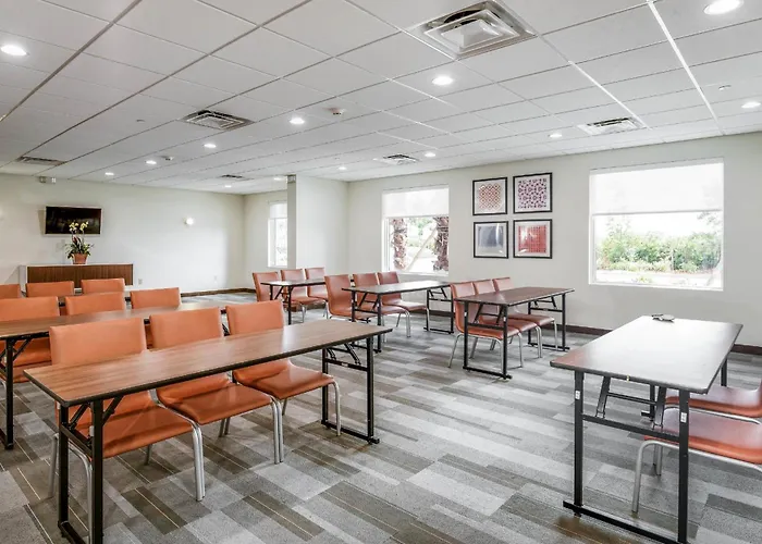 Holiday Inn Express & Suites Boynton Beach West By Ihg