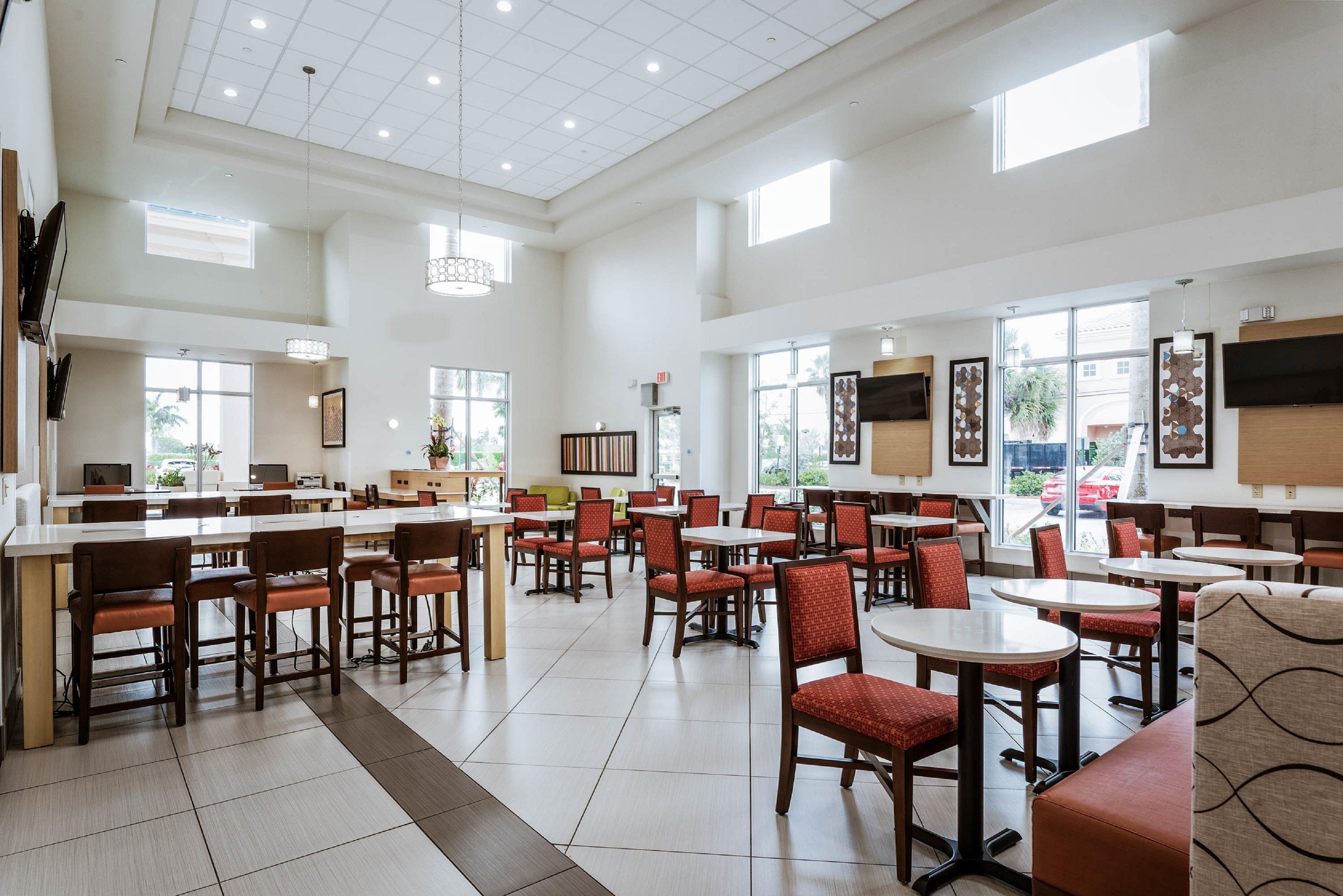 Hotel Express & Boynton West By Ihg
